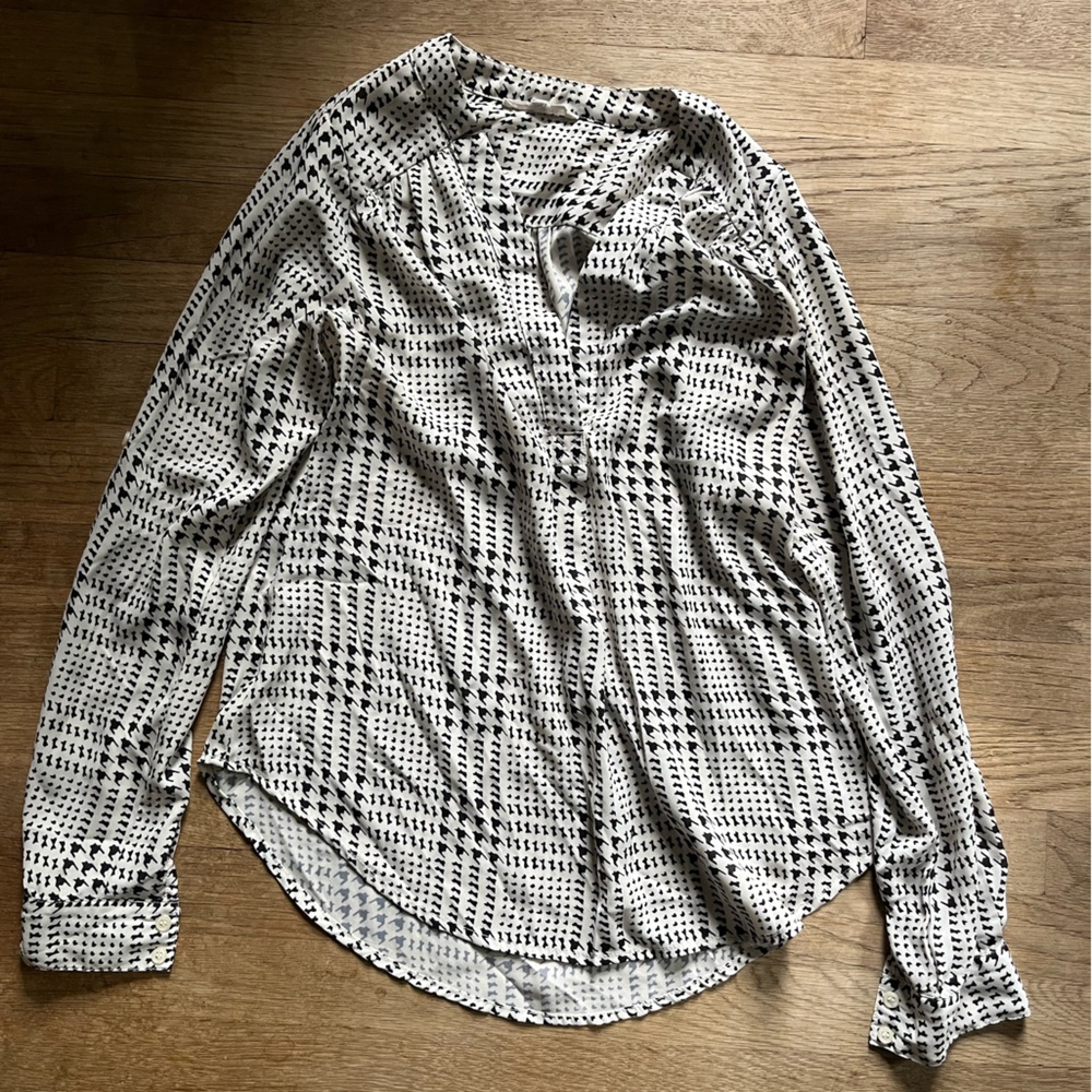 41Hawthorn Monochrome Patterned Blouse